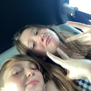 Meet your Posher, Amelia